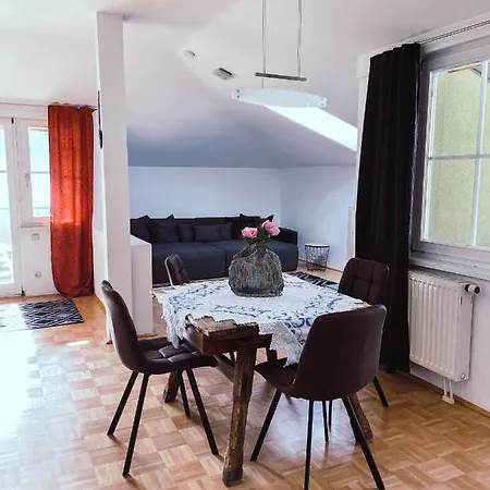 Karasek Mit Seeblick