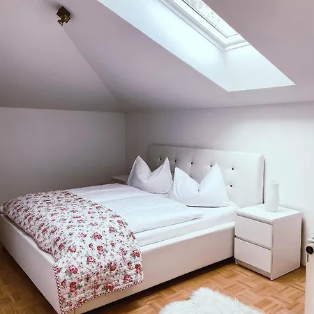 Apartment Karasek Mit Seeblick