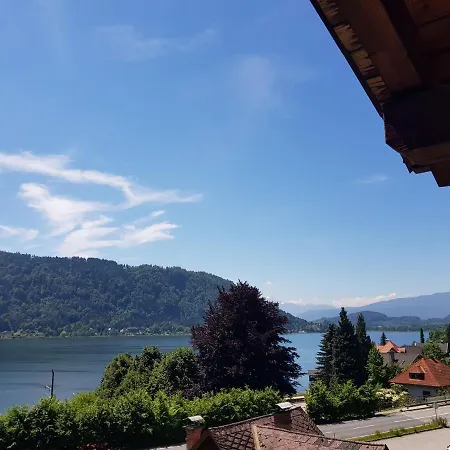 Karasek Mit Seeblick アパート Sattendorf