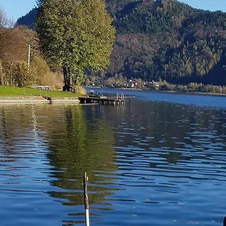 Karasek Mit Seeblick Apartment Sattendorf