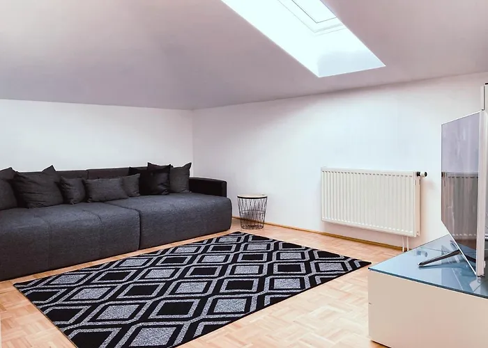 Karasek Mit Seeblick Sattendorf