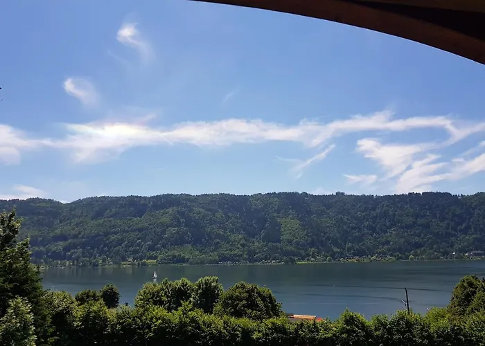 Karasek Mit Seeblick Sattendorf